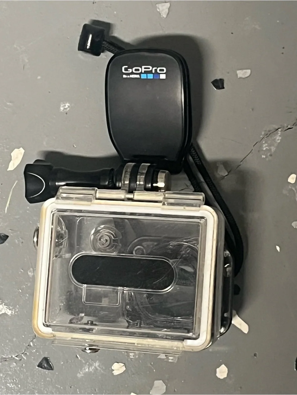 GoPro Quick Clip Head Strap - Black and Ultimaxx 40M Waterproof Underwater Case